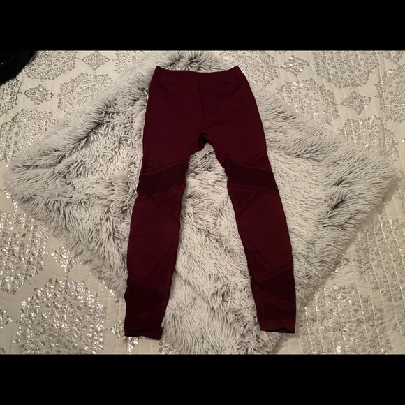 Fabletics Mosaic High-Waisted 7/8 Size XS - Picture 5 of 8